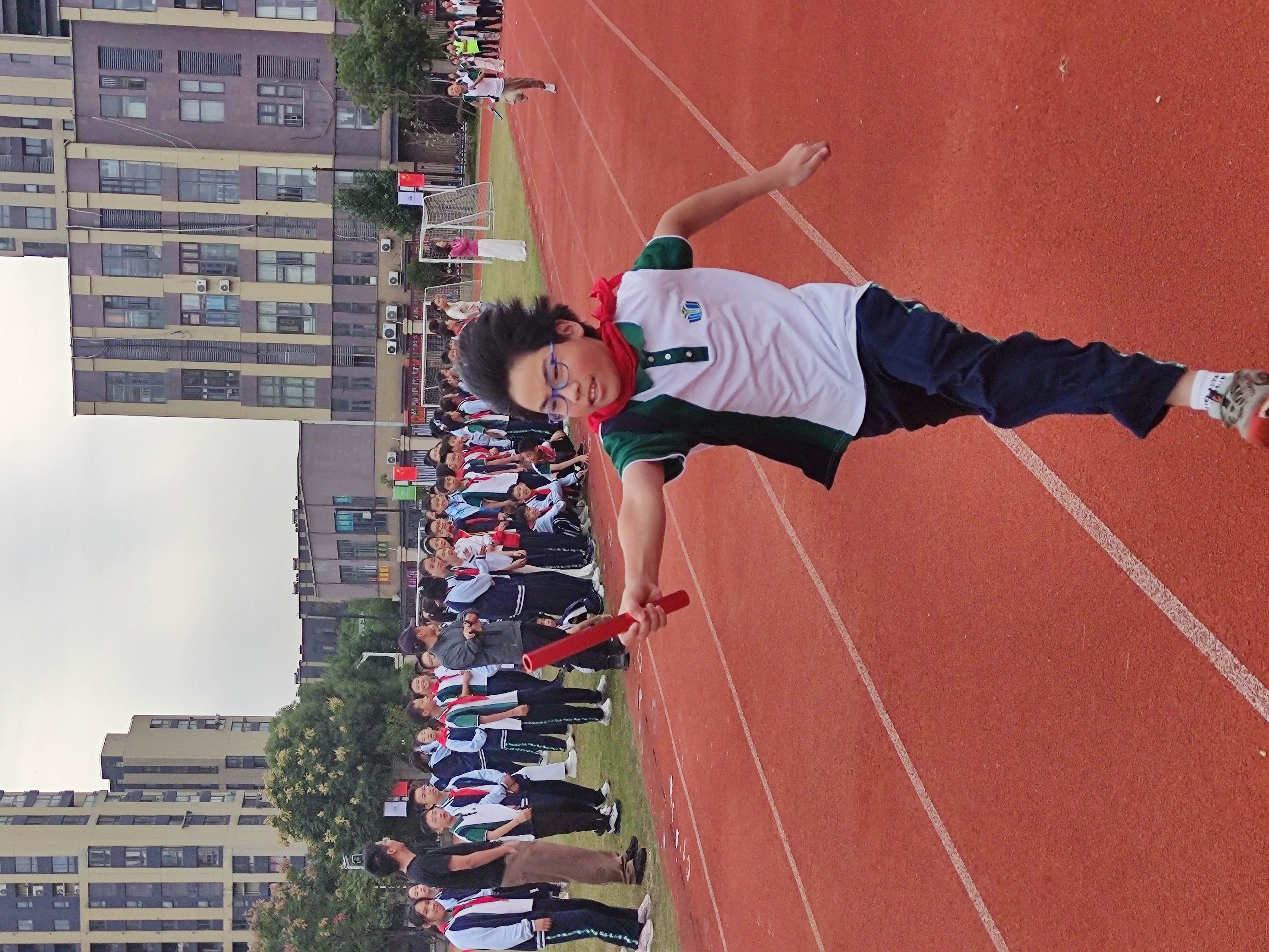 中学部接力赛
